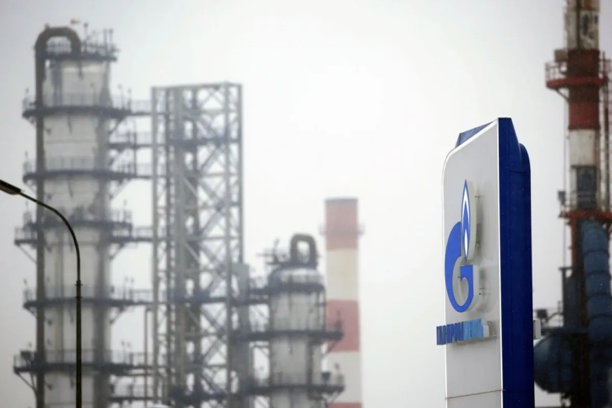 Arde un depozit de combustibil în vestul Rusiei