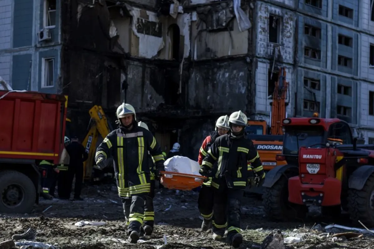 Ruşii au lovit infrastructura civilă și feroviară din regiunea ucraineană Cerkasi