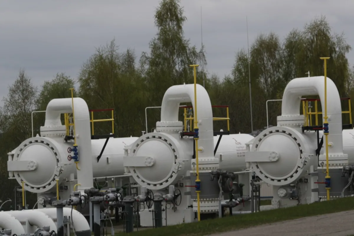 Specialiştii se aşteaptă la o scădere a tarifelor la gaze naturale, pentru consumatorii casnici