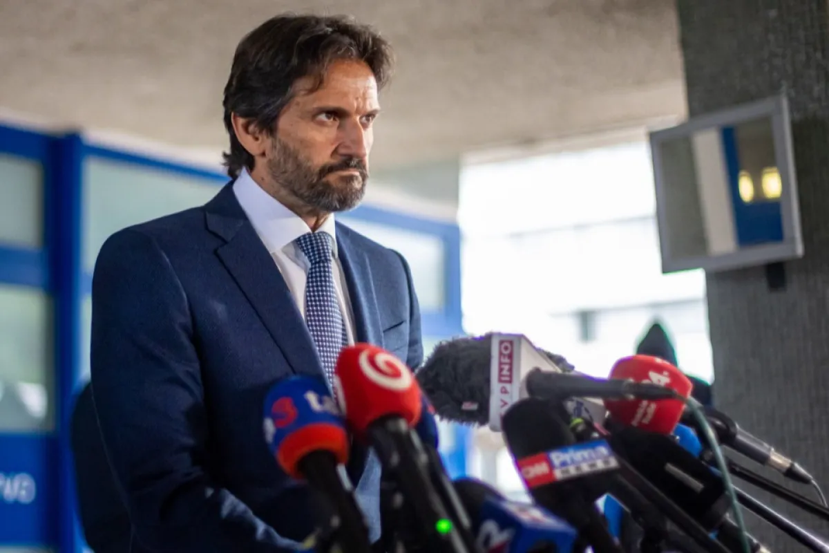 Premierul Slovaciei încă în stare foarte gravă a fost operat din nou