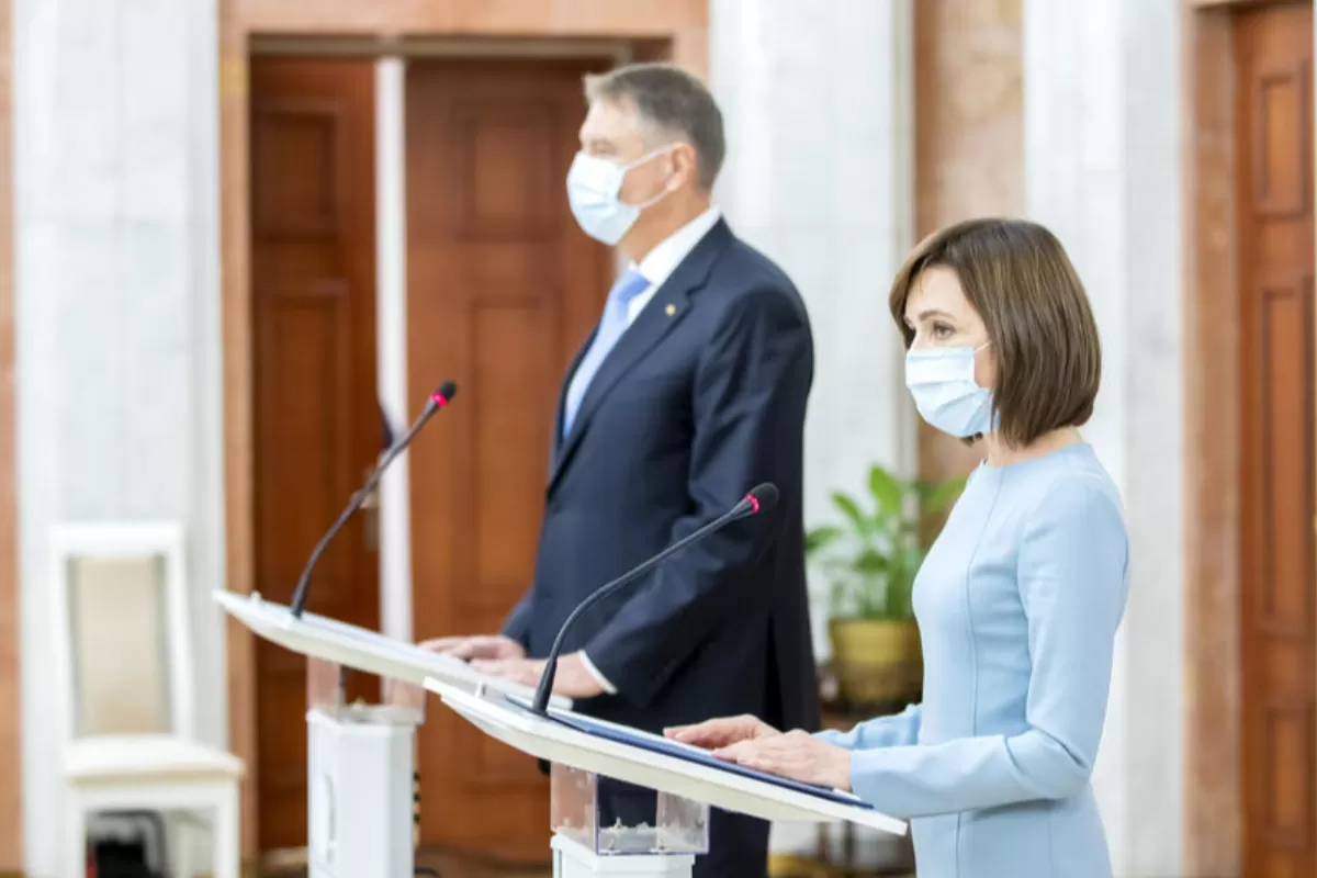 Autoritățile de la Chișinău anunță că verifică acuzațiile privind imunizări preferențiale anti-COVID-19