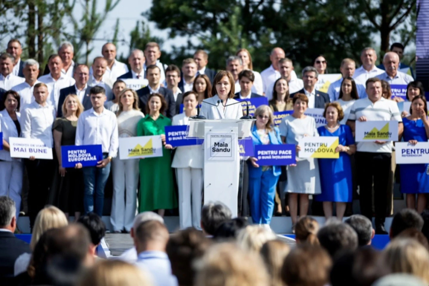 Pro-rușii îi sperie pe moldoveni cu amenințarea României și a războiului