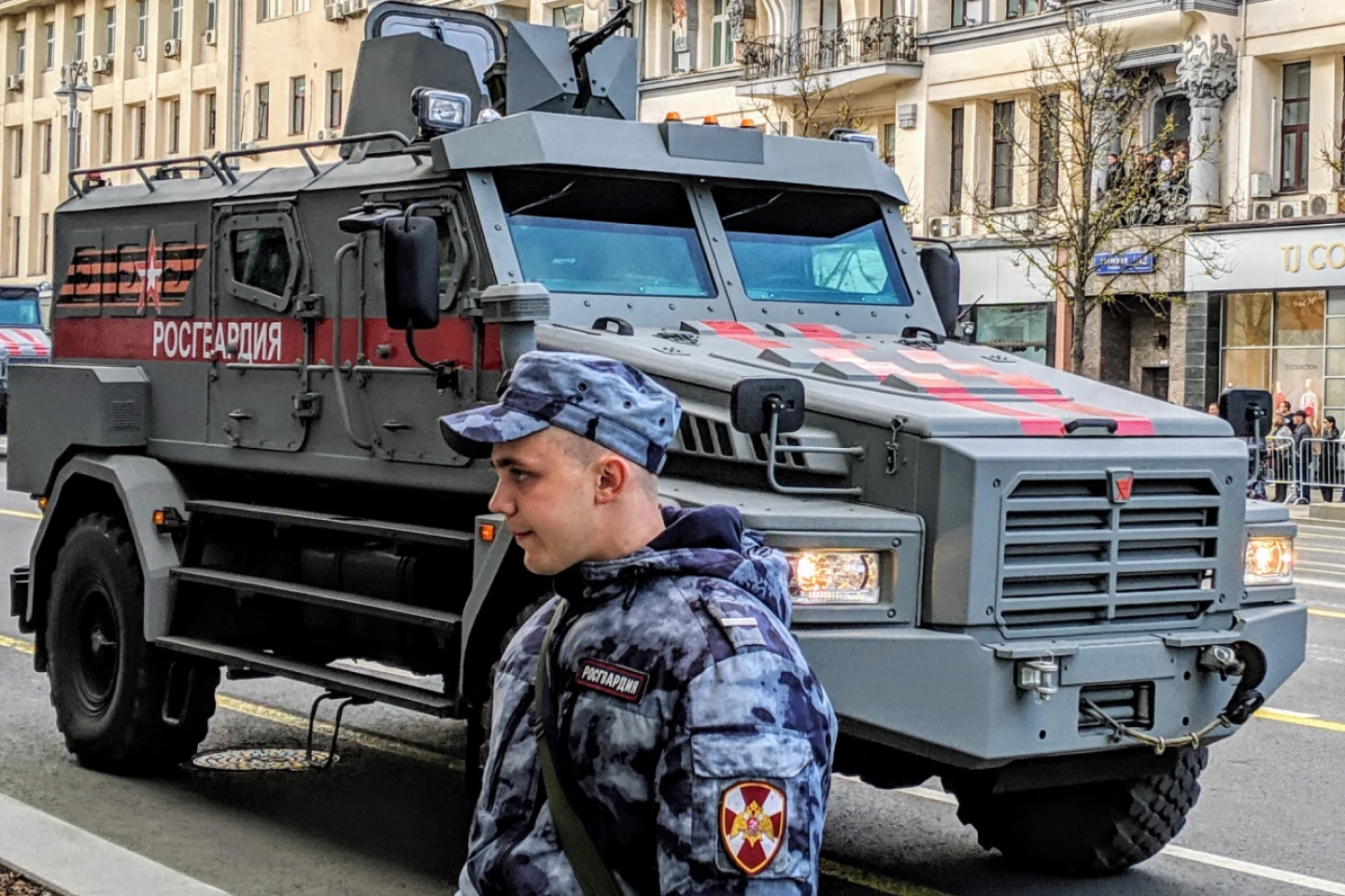 Mayak Intelligence: Putin's Praetorians - The evolving role of the National guard and their capacity to control the streets