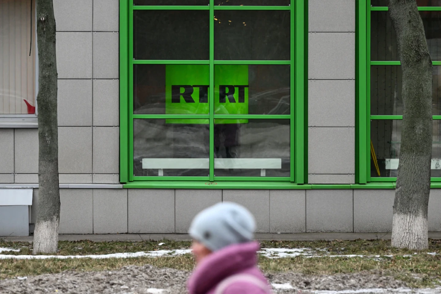 The Washington Post: Meta bans Russian state media outlet RT for acts of ‘foreign interference’