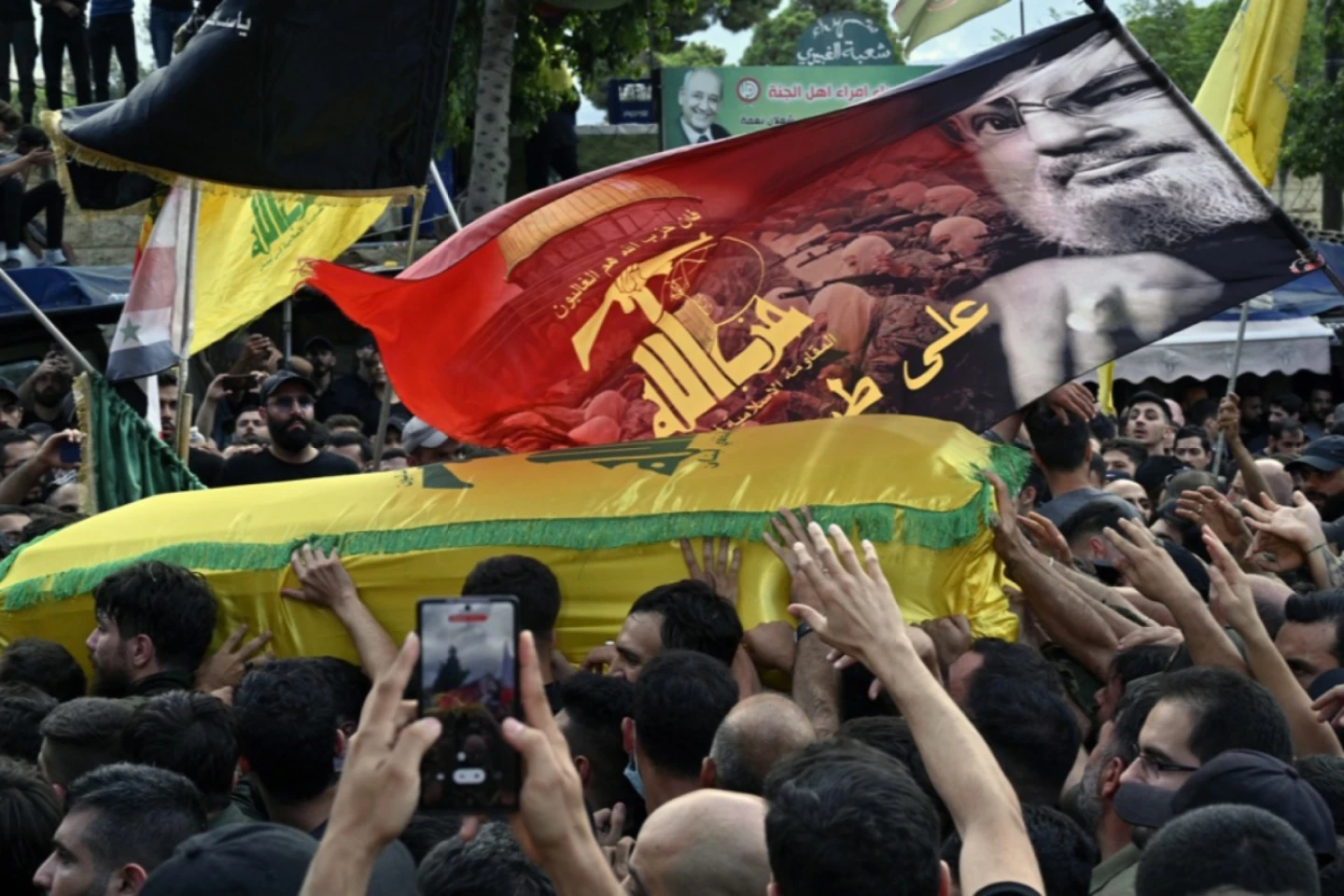 Escaladare majoră a conflictului Israel – Hezbollah. Cele mai intense violențe în 20 de ani