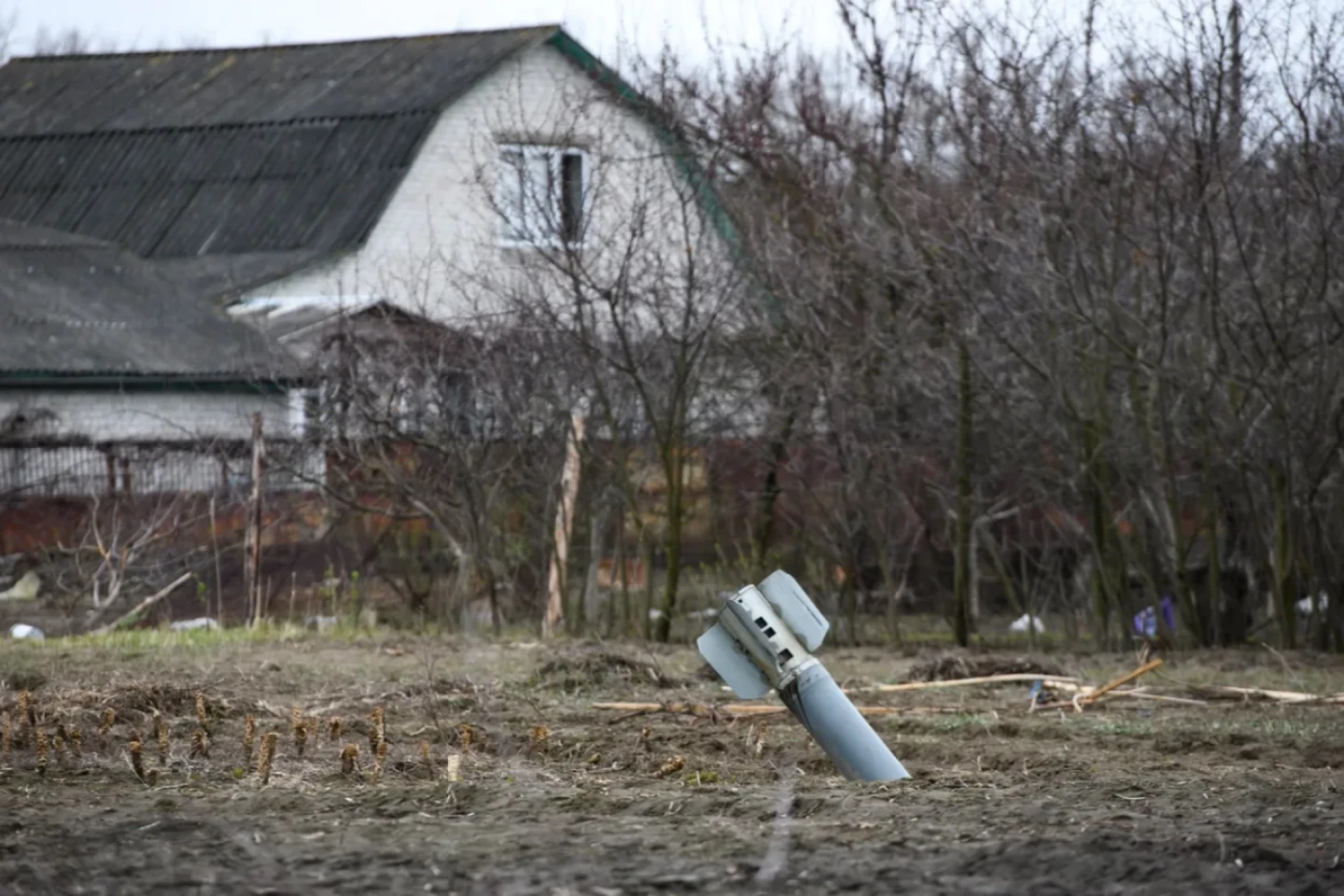 The Kyiv Independent : Around 60% of foreign parts in Russian weapons come via China, Ukraine says