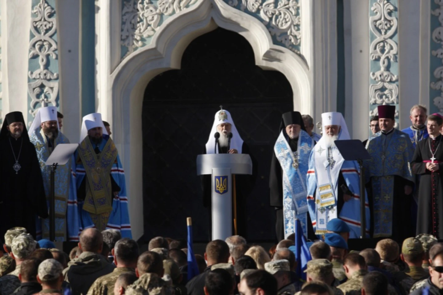 PROPAGANDĂ DE RĂZBOI:  Occidentul vrea să distrugă Ucraina și Biserica ortodoxă