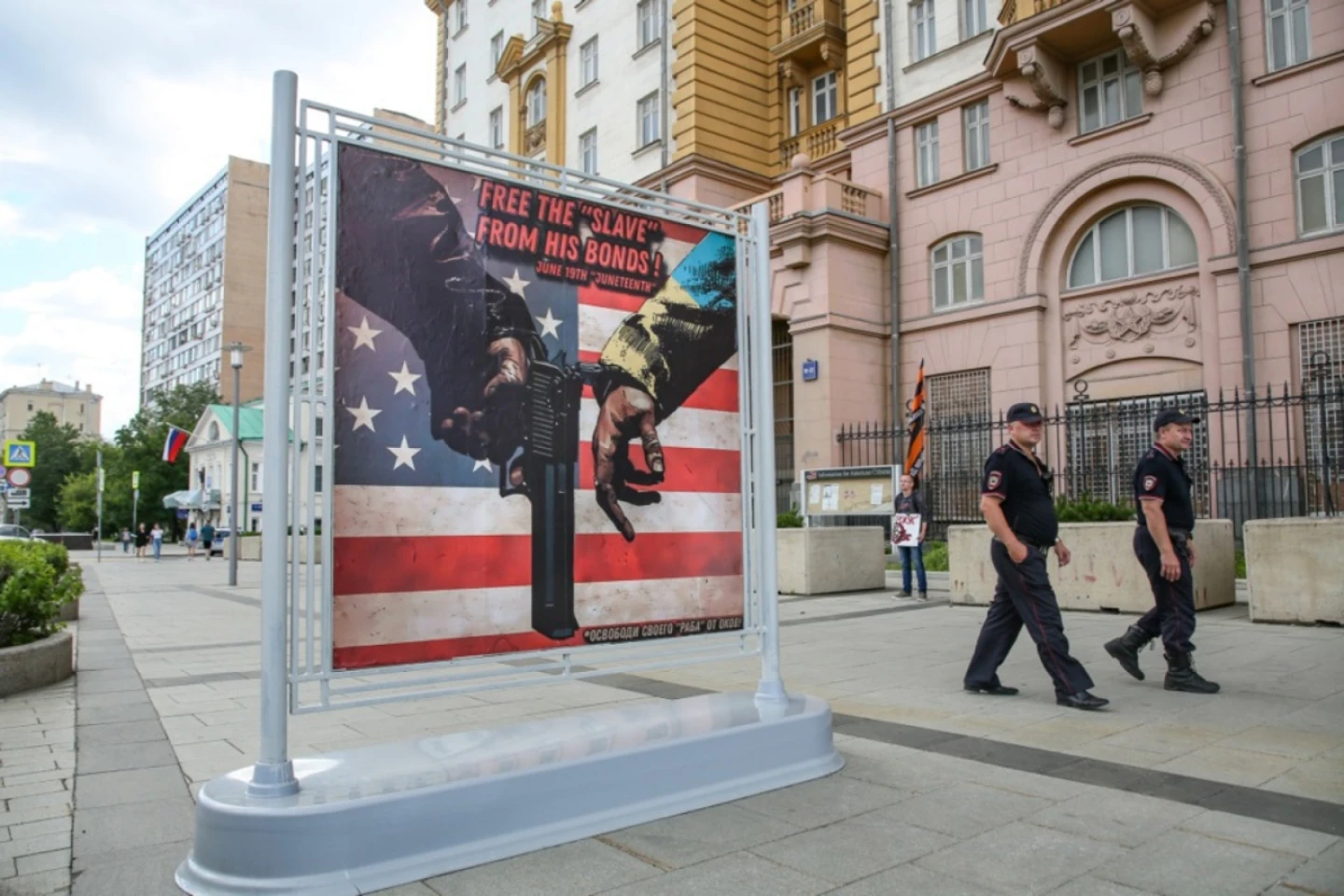 Kremlinul poartă un război informațional global pentru a „controla mințile oamenilor”