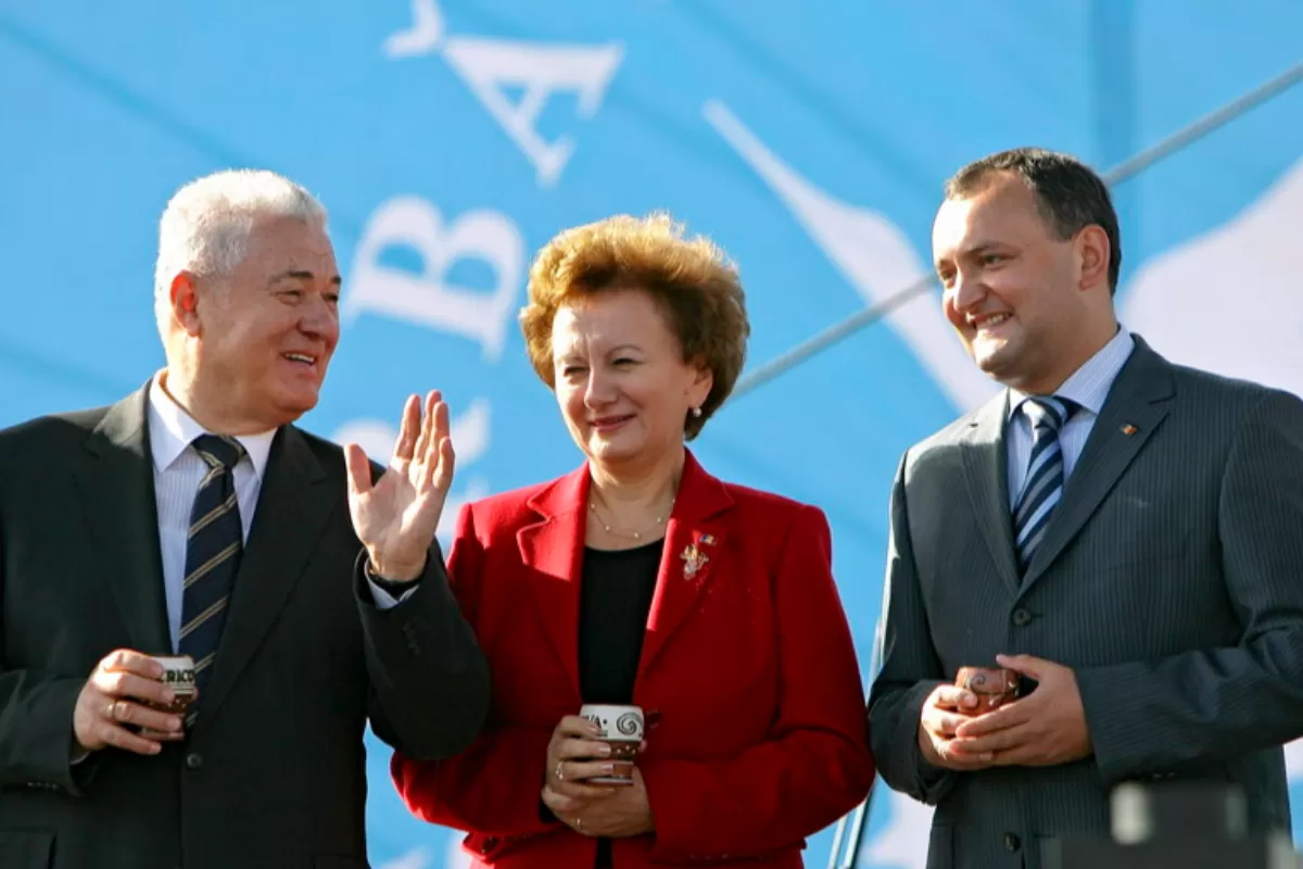 Verticala puterii pe model sovietic, încă vie în Republica Moldova. Cazul Igor Dodon