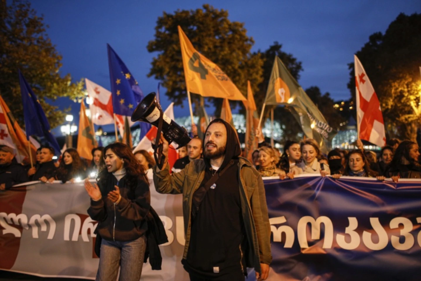 Alegeri decisive pentru Georgia, pusă să aleagă între Occident și Rusia