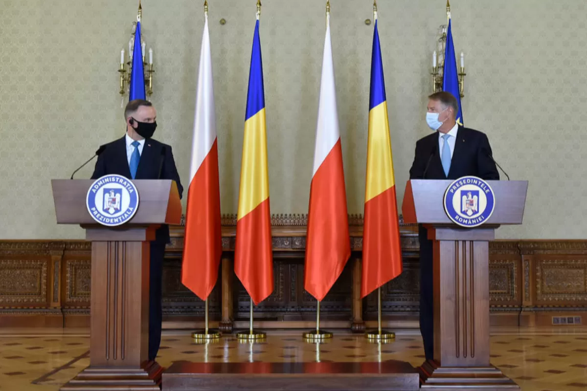 Ţările central şi est-europene membre NATO condamnă, la unison, acţiunile agresive ale Rusiei la adresa Ucrainei şi actele de sabotaj comise de agenţi ruşi în Cehia şi, posibil, în Bulgaria