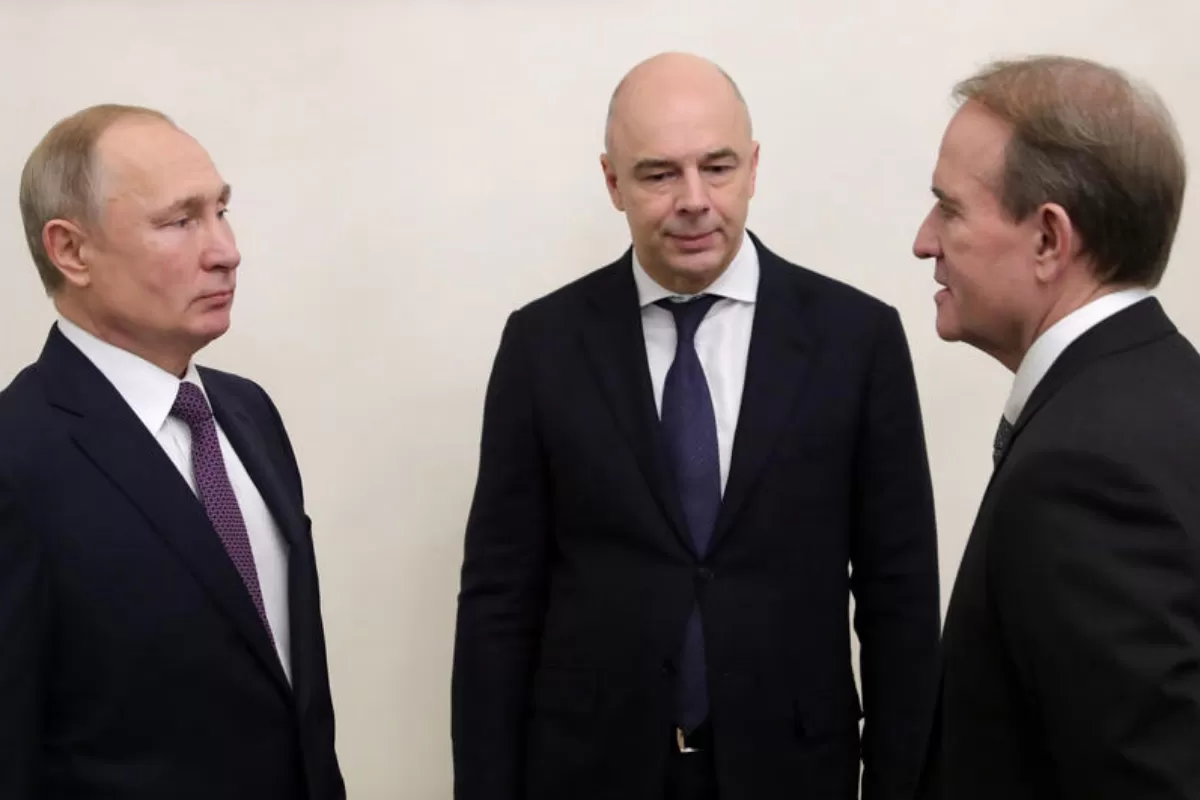 Cel mai proeminent politician ucrainean pro-moscovit, Viktor Medvedciuk, e acuzat de înaltă trădare