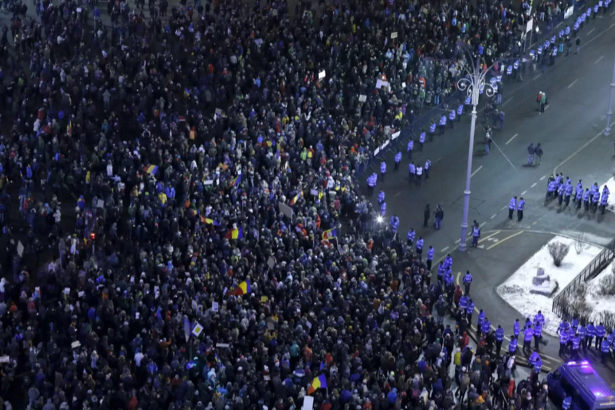 Uniunea Europeană le inspiră cetăţenilor din blocul comunitar mai multă încredere decât guvernele lor naţionale