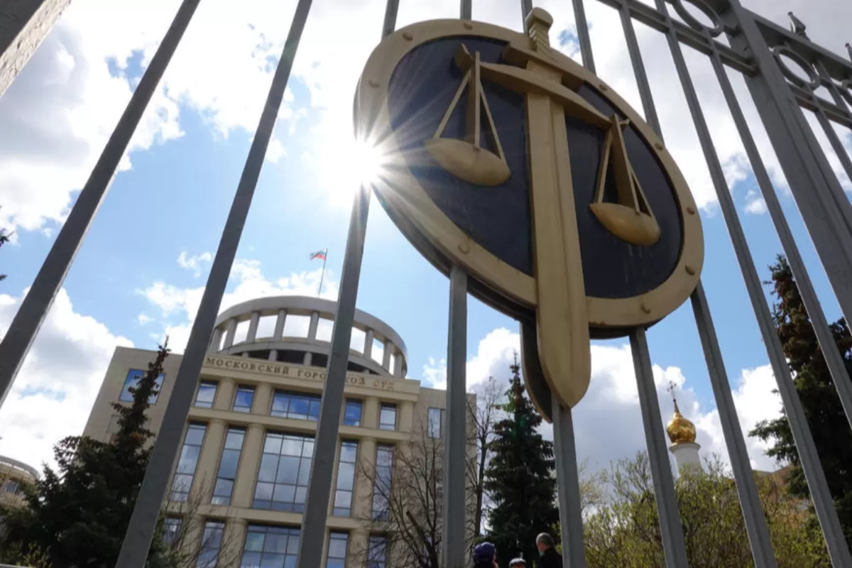 Poliția rusă a percheziționat casele mai multor opozanți și l-a încarcerat pe fostul director al organizației Open Russia, Andrei Pivovarov