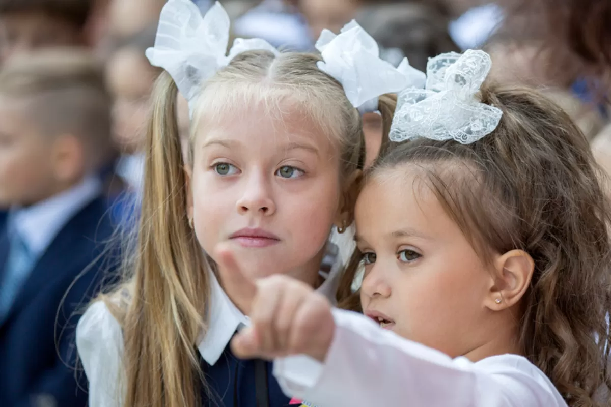 FAKE NEWS: Maia Sandu a închis aproape 120 de școli și a disponibilizat peste 5800 de profesori