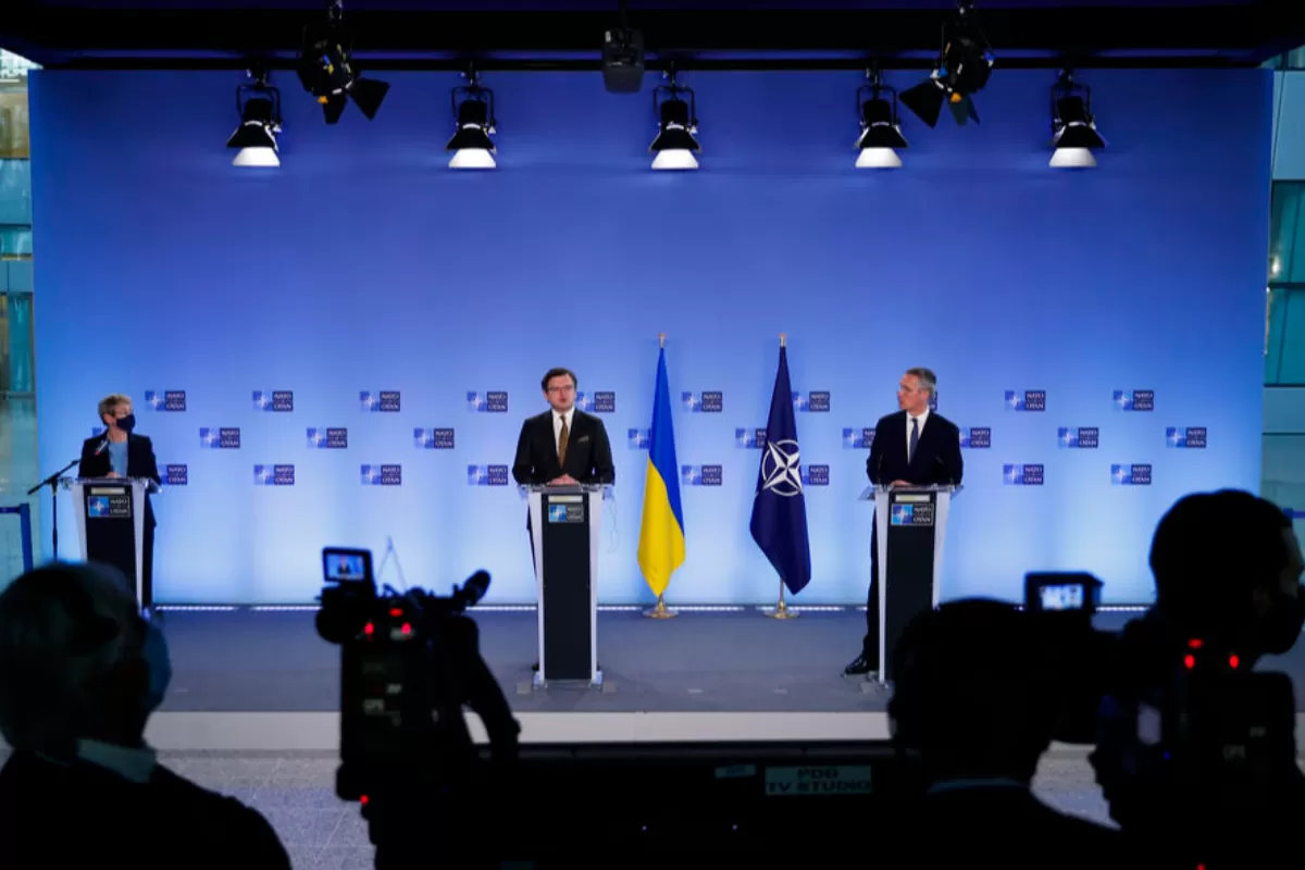 Rusia se declară îngrijorată de speculaţiile privind aşa-numita foaie de parcurs a aderării Ucrainei la NATO