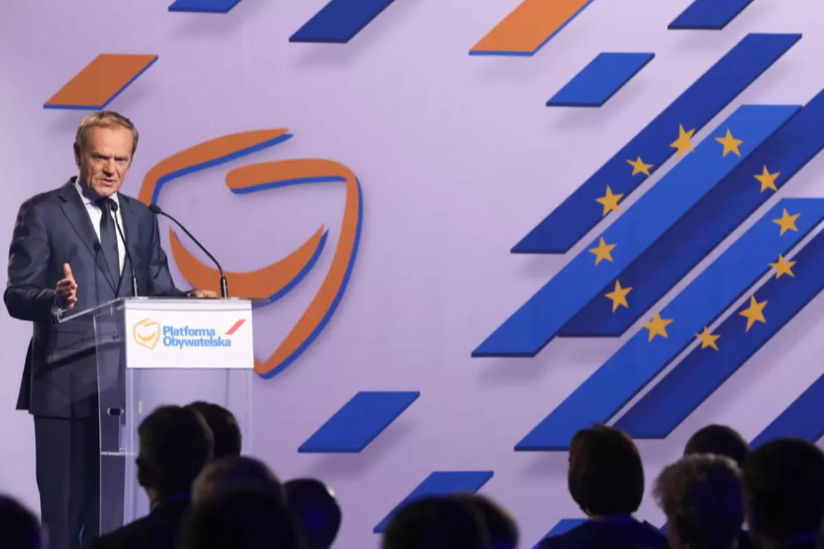 Fostul preşedinte al Consiliului European, polonezul Donald Tusk, ar putea să-şi facă reintrarea în viaţa politică din ţara sa