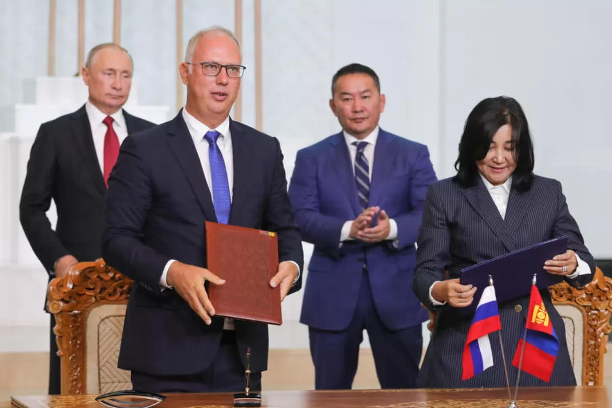 Rusia a anunțat, marți, că în India se vor produce anual 300 de milioane de doze din vaccinul anti-COVID-19 Sputnik V