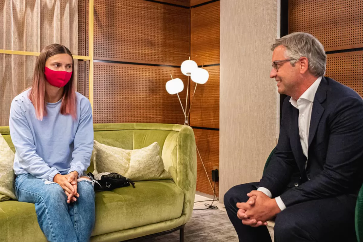 Atleta olimpică belarusă Krystina Țimanuskaya, speriată de posibile șicane din partea regimului autoritar de la Minsk, a ajuns în Polonia, țară care i-a acordat o viză umanitară