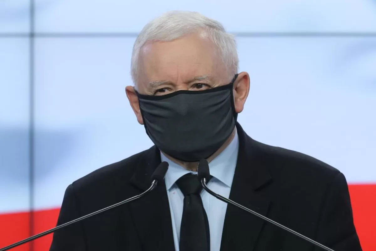 Puterea naționalist-conservatoare poloneză a anunțat, sâmbătă, desființarea controversatei camere disciplinare a Curții Supreme