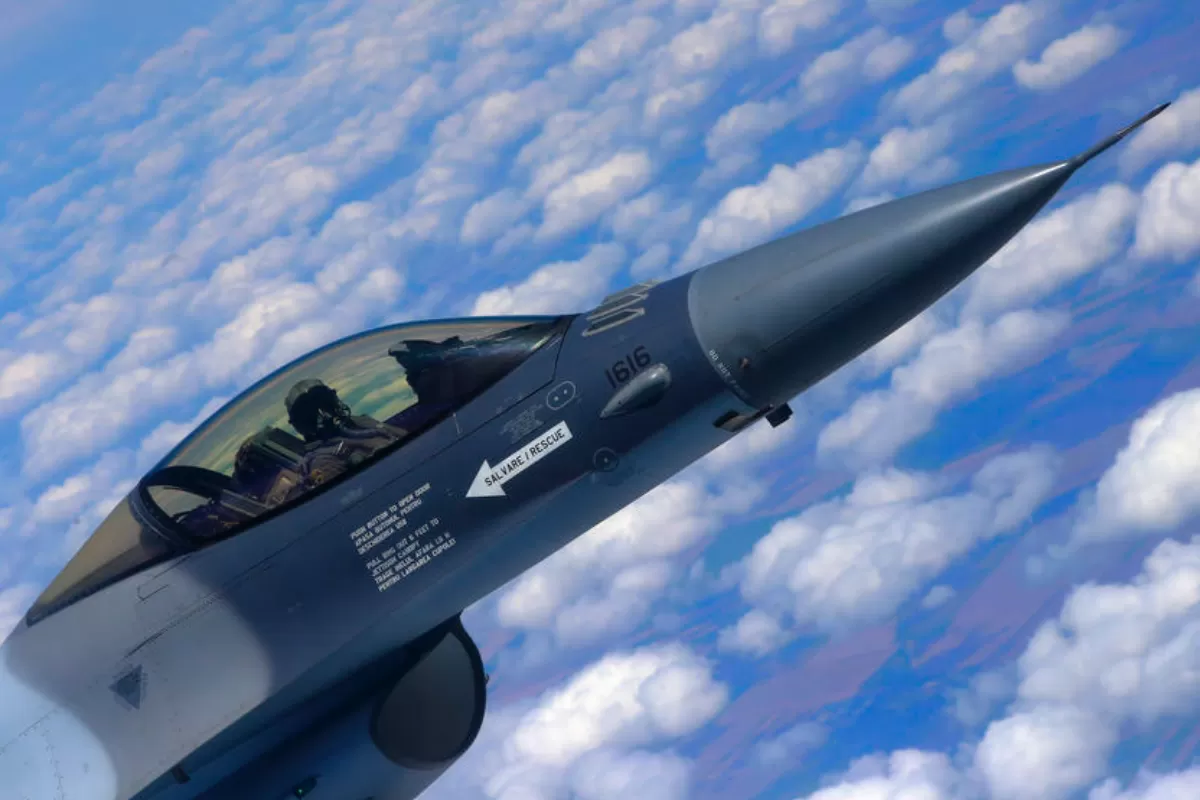 FAKE NEWS: România va fi atrasă de Ucraina într-un război cu Rusia