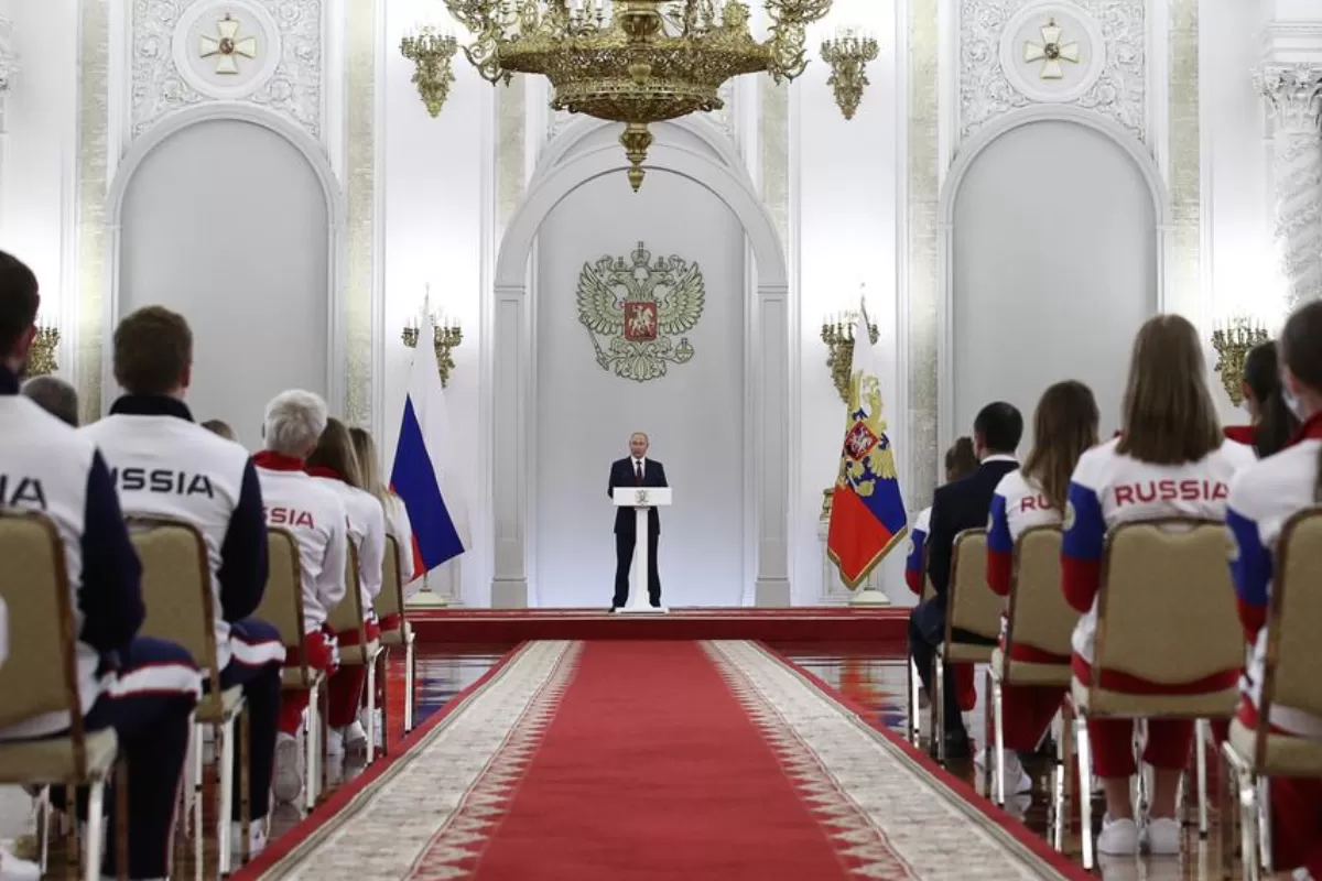 NOVAYA GAZETA: Sportul hibrid