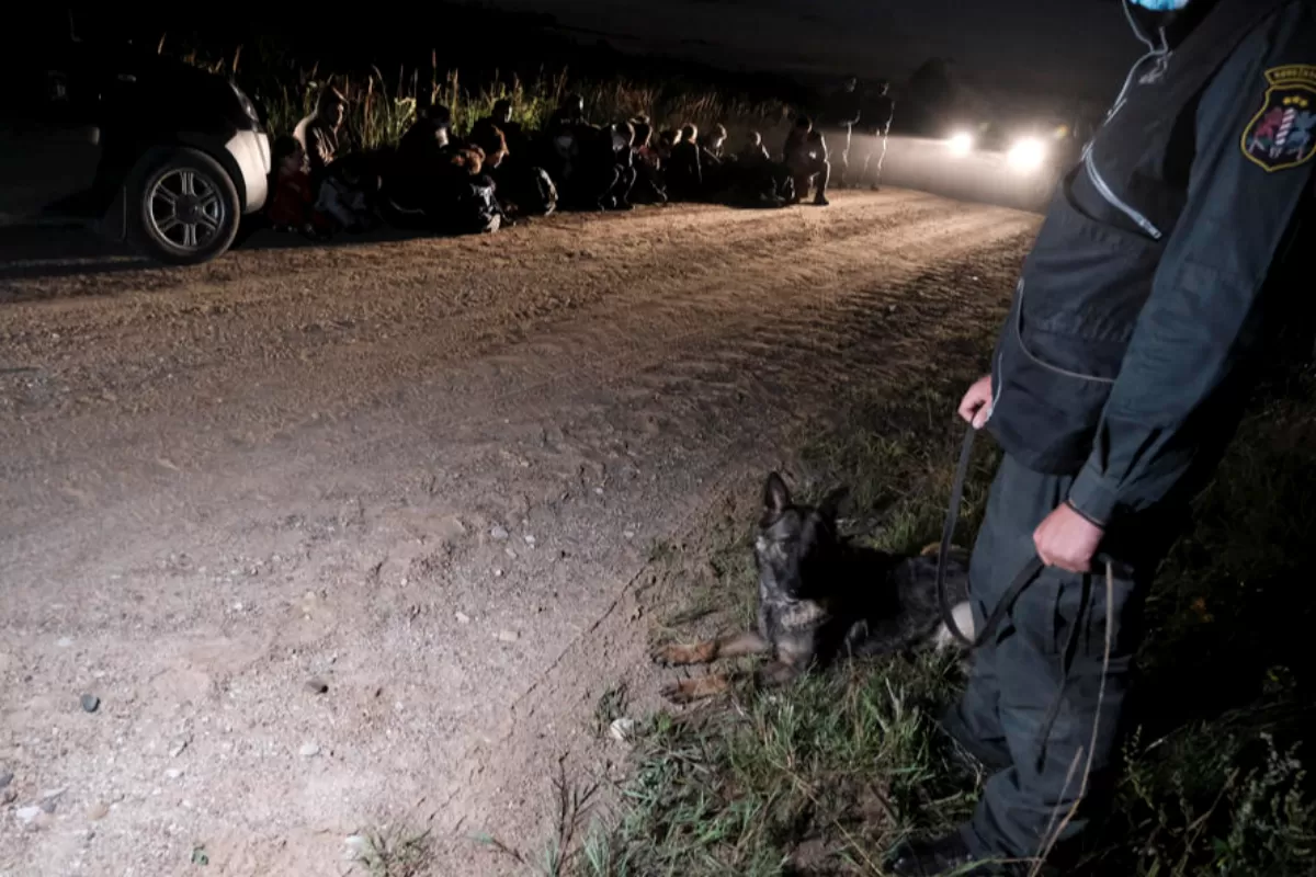 DOSSIER: Minskul se răzbună pe Europa folosind refugiați din Irak