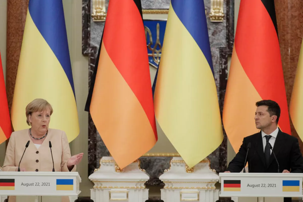 Gazoductul Nord Stream 2 este „o armă geopolitică periculoasă a Kremlinului“ – avertizează preşedintele Ucrainei