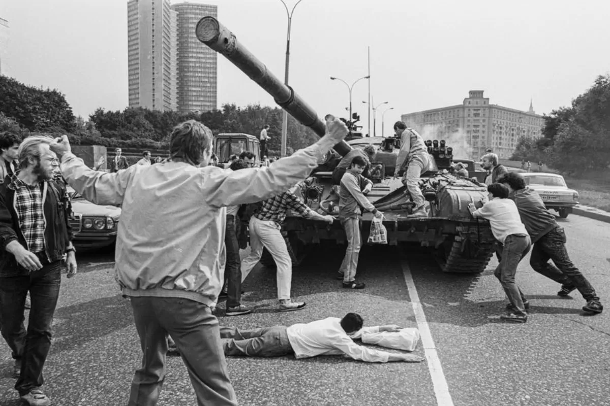 GRANI.RU: De ce au învins?