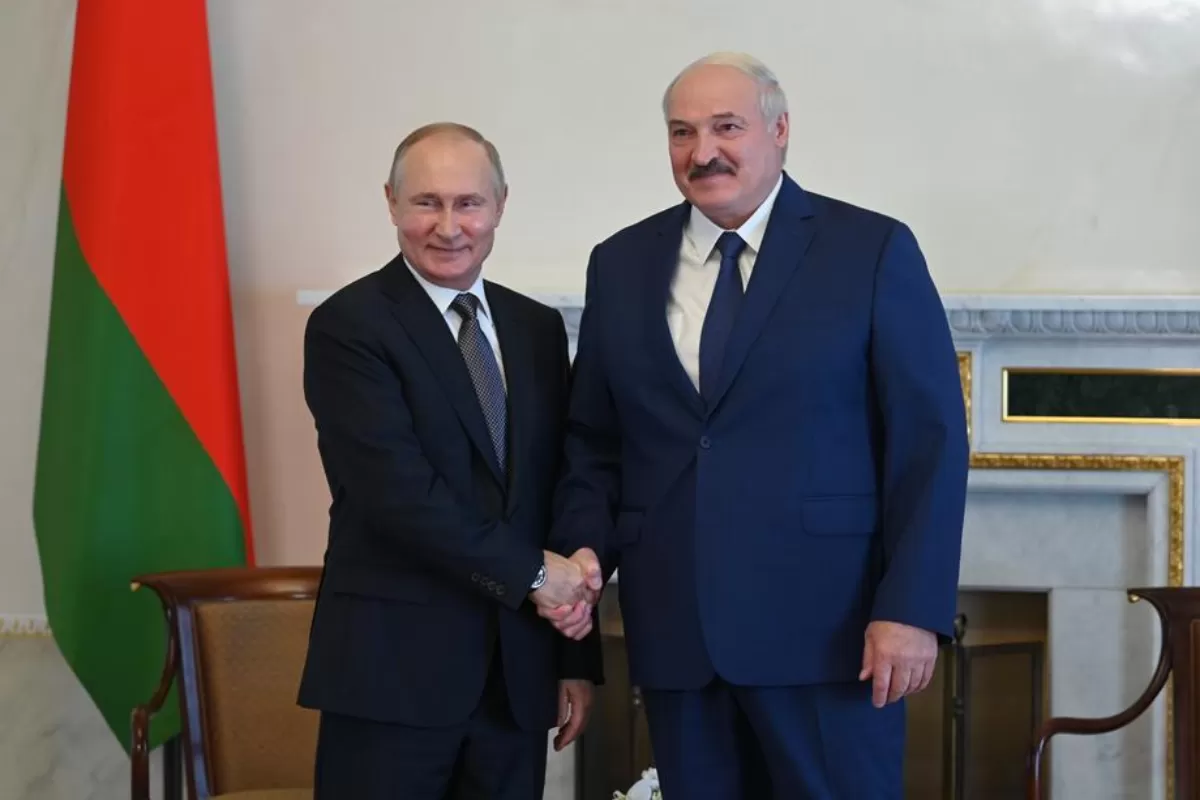 Rusia va livra, în curând, Belarusului un număr uriaș de aparate de luptă - a anunțat liderul autoritar de la Minsk, Aleksandr Lukașenko