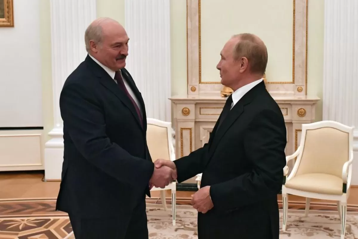 Președinții rus, Vladimir Putin, și belarus, Aleksandr Lukașenko, au anunțat aprofundarea integrării economice dintre țările lor