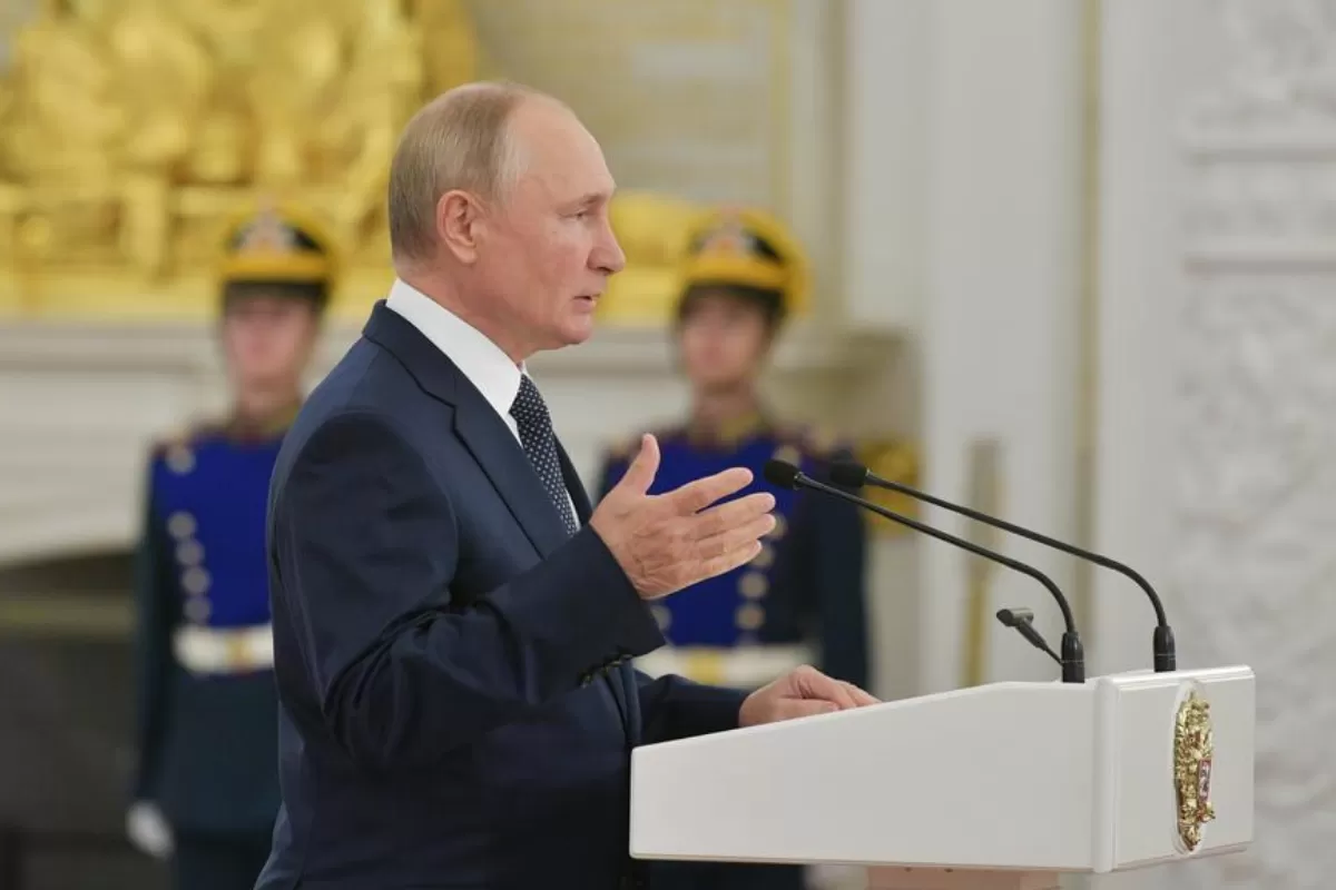 Președintele rus, Vladimir Putin, a dispus, luni, cu câteva zile înainte de alegerile parlamentare, noi majorări salariale pentru militari  și forțele de ordine