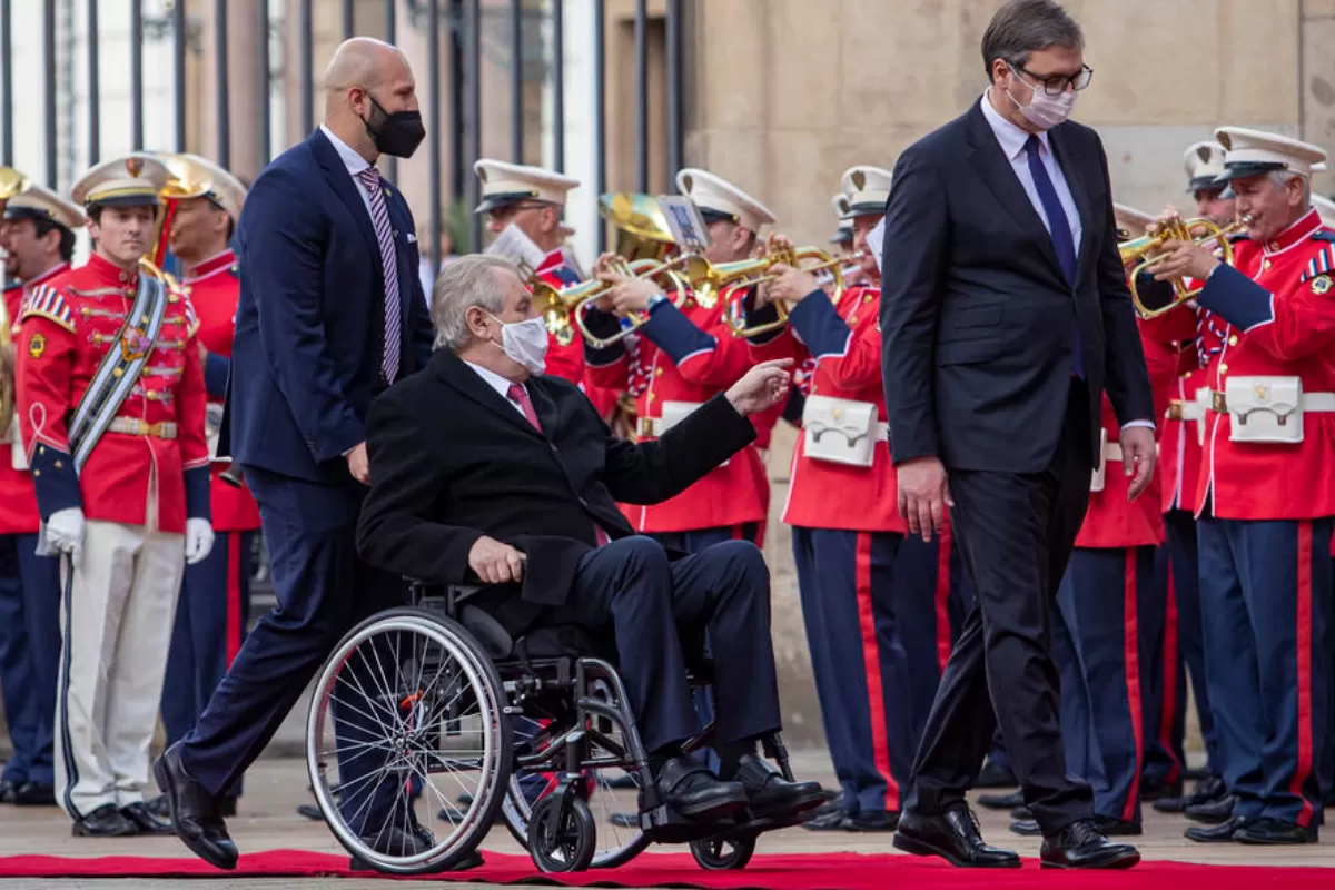 Președintele ceh, Milos Zeman, a fost spitalizat, sub explicația vagă că vrea să-și reintre în formă