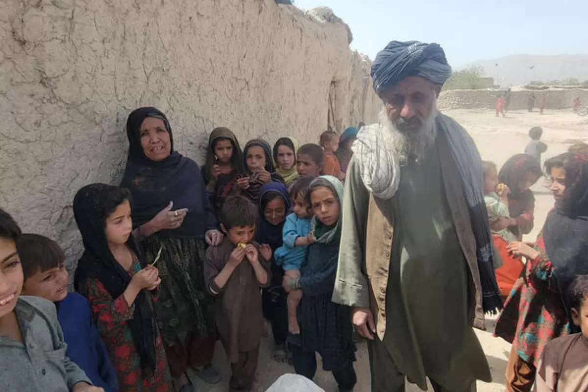 Statele Unite au anunțat că au evacuat din Uzbekistan aproape 500 de militari și civili afgani, fugiți din țara lor de teama noii puteri talibane