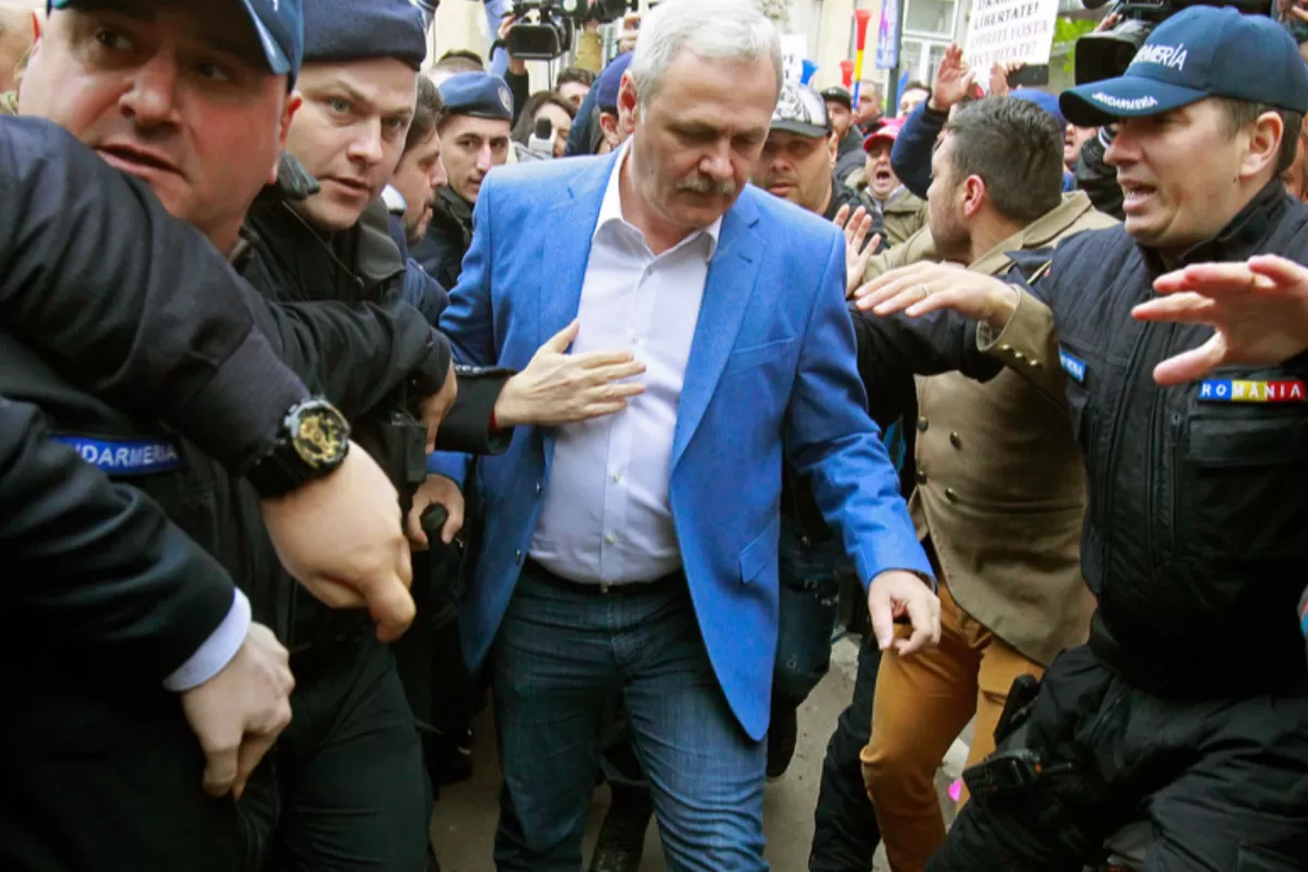 DEZINFORMARE: România și-a pierdut suveranitatea și demnitatea națională, dar Liviu Dragnea i-o poate reda