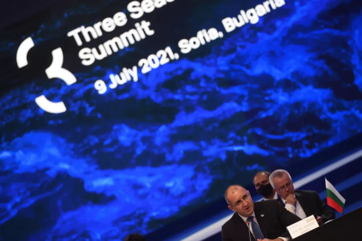 De la Intermarium la Inițiativa celor Trei Mări: cum pot limita foștii sateliți ai URSS influența Rusiei în Europa