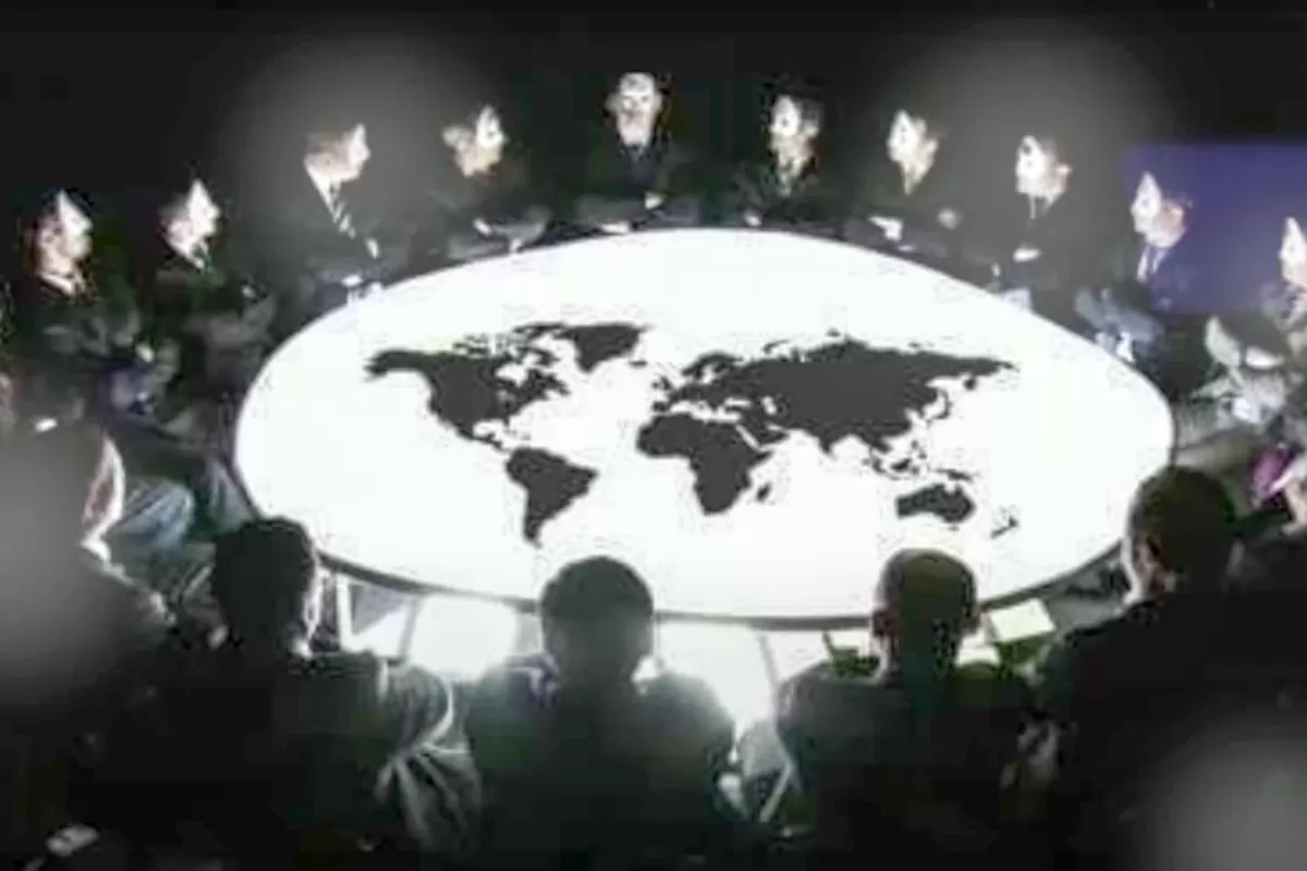 Breaking Fake News! - Teoriile conspirației