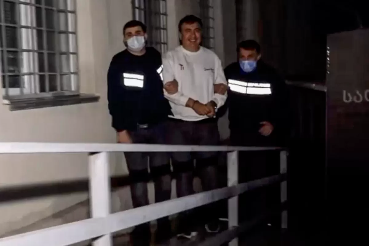 Poliția georgiană l-a arestat, vineri, pe fostul președinte Mihail Saakașvili