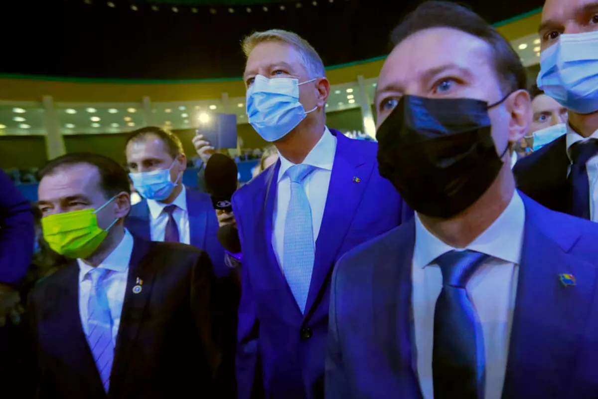 Președintele României, Klaus Iohannis, a convocat, pentru săptămâna viitoare, consultări cu partidele parlamentare, în vederea formării unui nou guvern