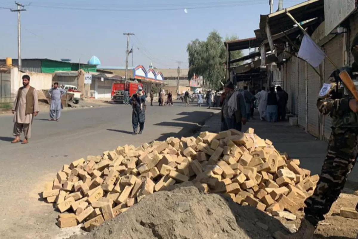 Încă un atentat cu zeci de victime într-o moschee şiită afgană