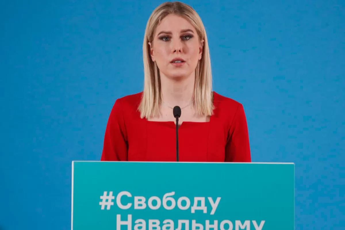 Autoritățile ruse au emis un mandat de arestare pe numele uneia dintre cele mai apropiate colaboratoare ale opozantului încarcerat Aleksei Navalnîi, avocata Liubov Sobol