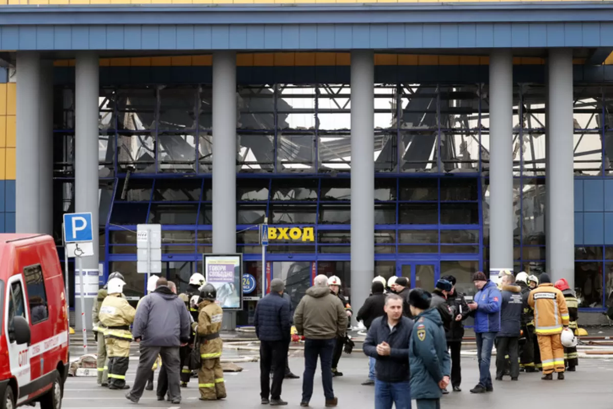 Morți și dispăruți în incendiul produs la o uzină de explozibili din Rusia