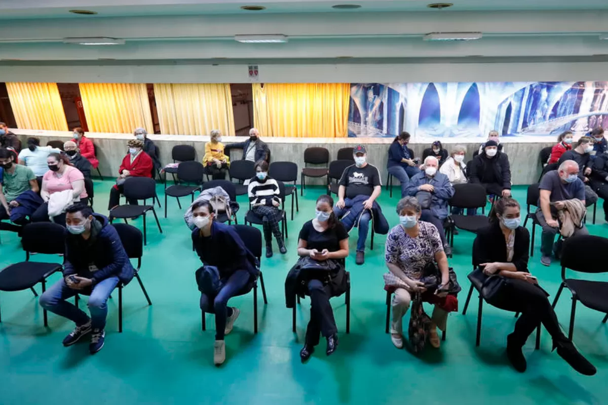 Guvernul interimar al României a stabilit restricții suplimentare, pentru a stăvili epidemia de COVID-19