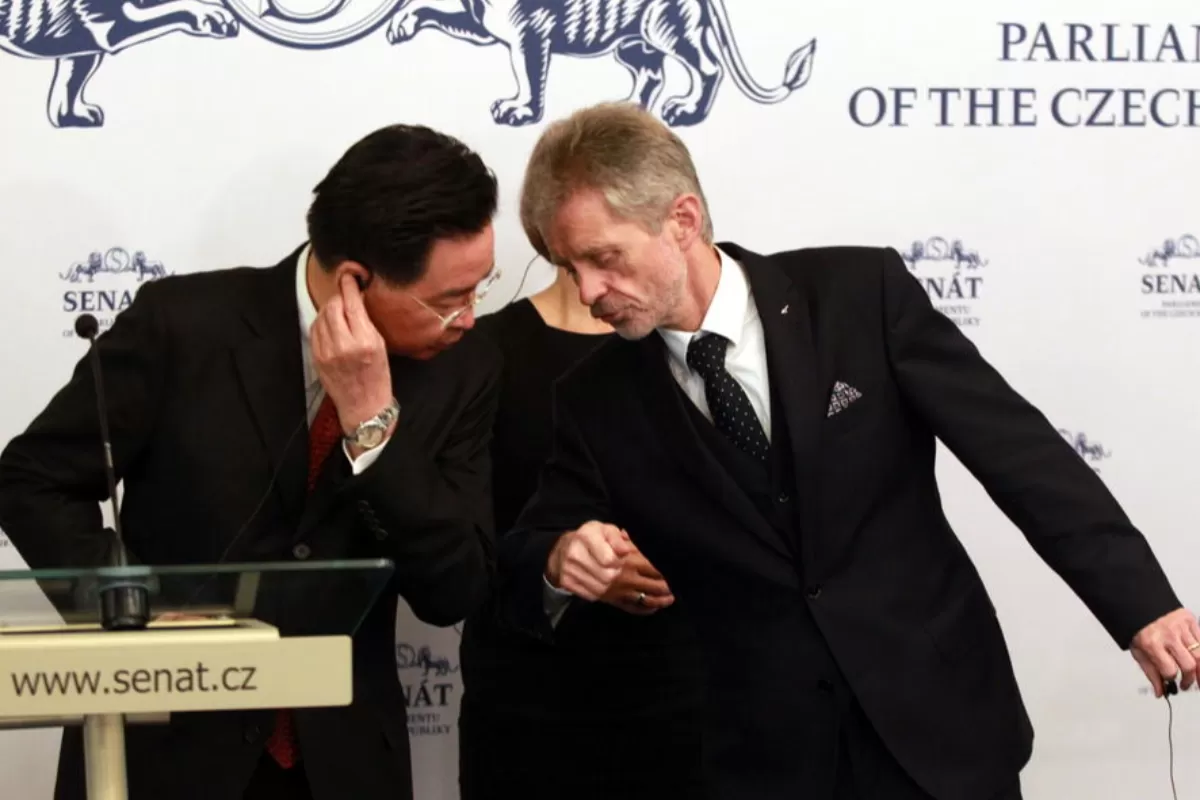 O delegație taiwaneză, formată din responsabili politici și oameni de afaceri, a semnat 18 protocoale de cooperare, în cursul unui turneu în Slovacia, Cehia și Lituania