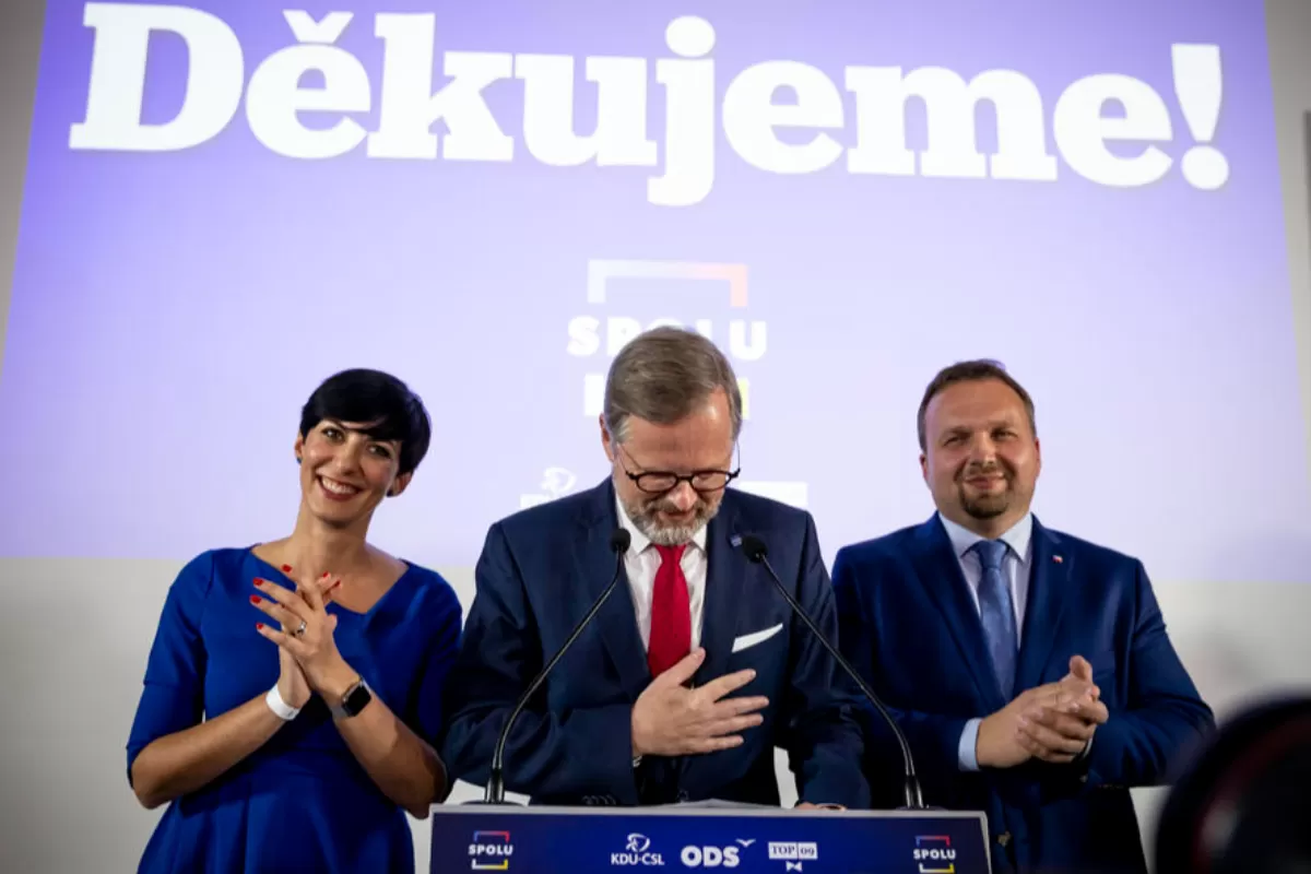 Președintele ceh, Milos Zeman, a anunțat că e gata să-i încredințeze mandatul de a forma un nou guvern liderului alianței de centru-dreapta Împreună, Petr Fiala