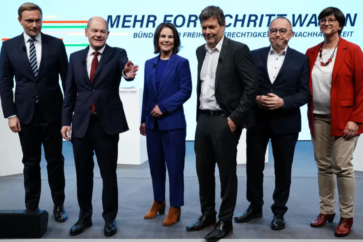 Social-democrații germani, câștigătorii alegerilor parlamentare din septembrie, au încheiat un acord de guvernare cu ecologiștii și cu liberalii