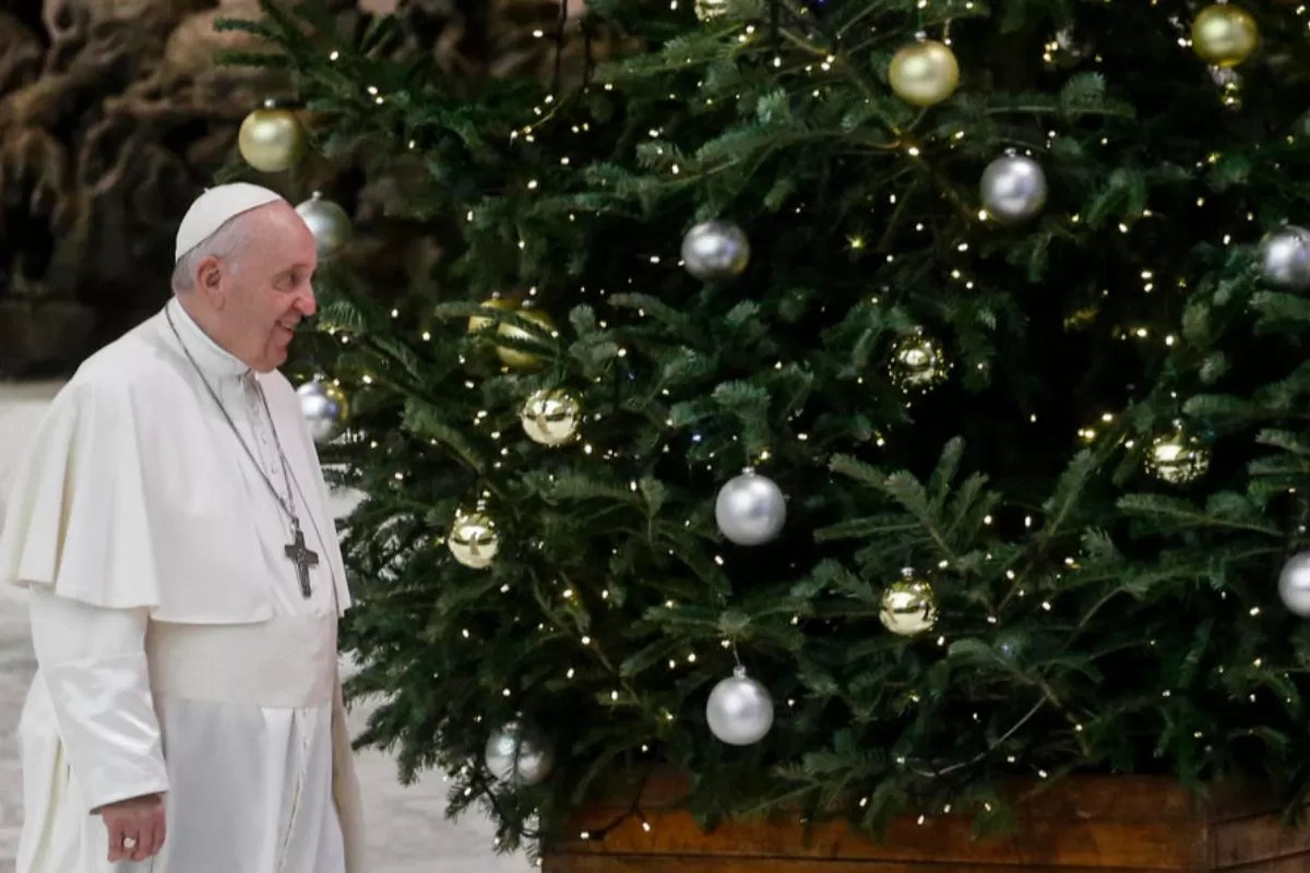 Papa Francisc face, de joi, o vizită de două zile în Cipru, în cursul căreia vrea să pledeze pentru buna primire a migranților