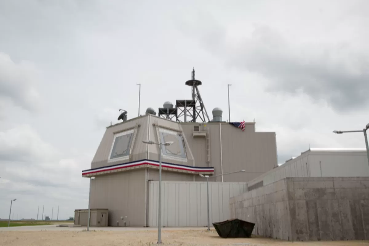 România respinge alegaţiile Rusiei privind scutul antirachetă al NATO