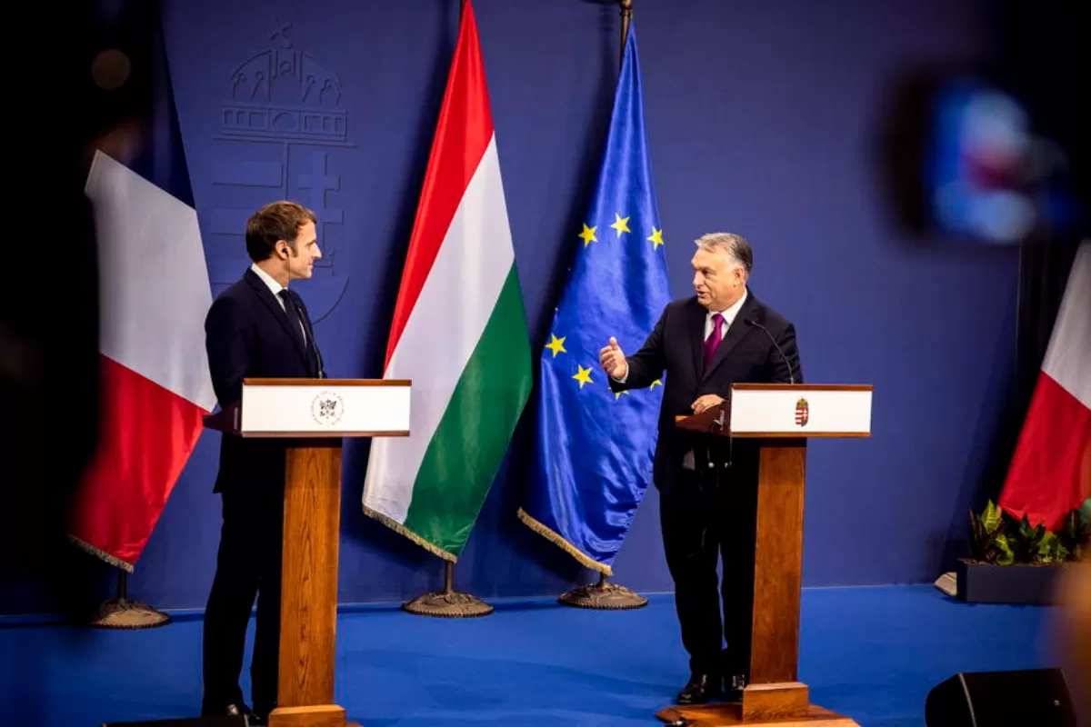 Președintele francez, eurofilul Emmanuel Macron, și premierul suveranist ungar, Viktor Orban, vor combaterea migrației ilegale și utilizarea, în continuare, a energiei nucleare