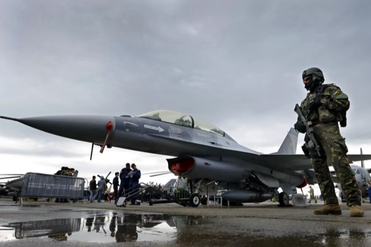 DEZINFORMARE: „România, groapa de gunoi NATO”